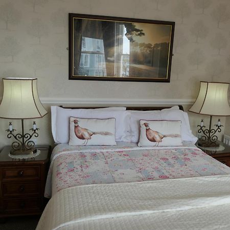 The Cumberland Bed & Breakfast Llandudno Exterior photo