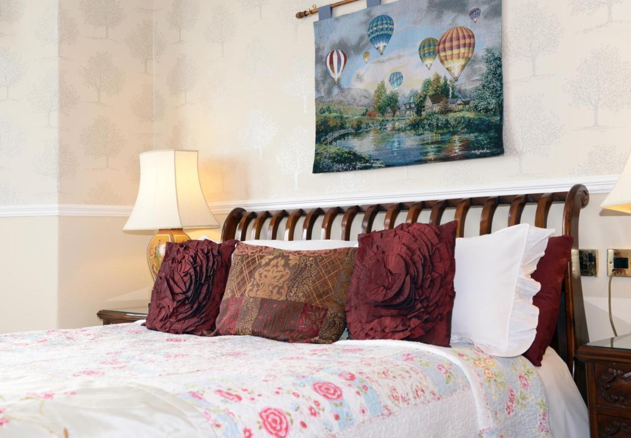 The Cumberland Bed & Breakfast Llandudno Exterior photo